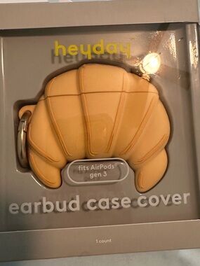 heyday Croissant Earbud Case Cover